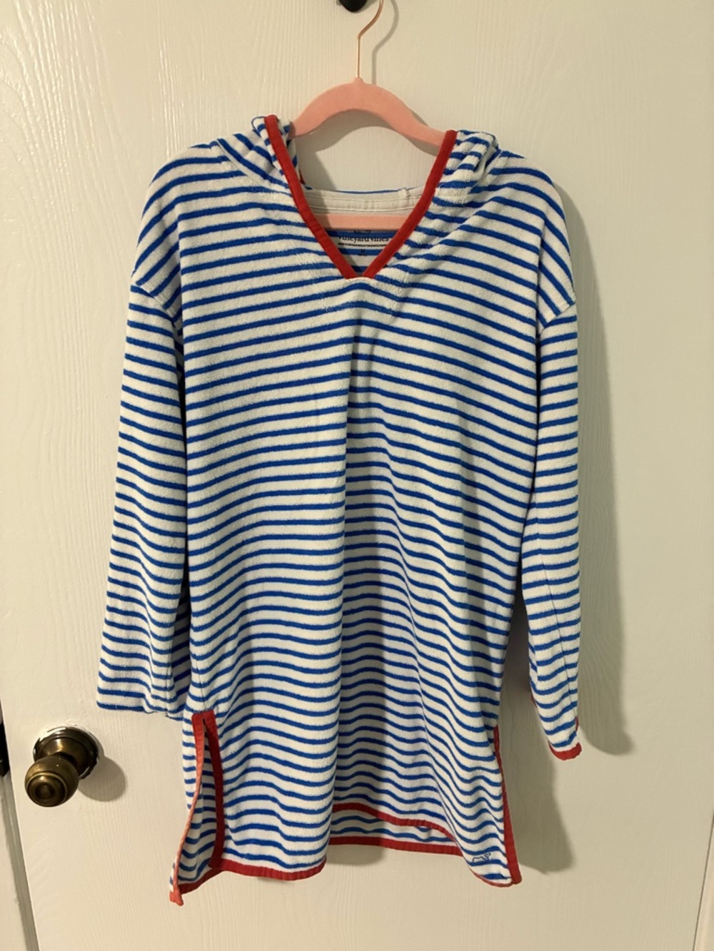 Vineyard Vines swim cover-up Striped Blue and White Hooded with Red Trim